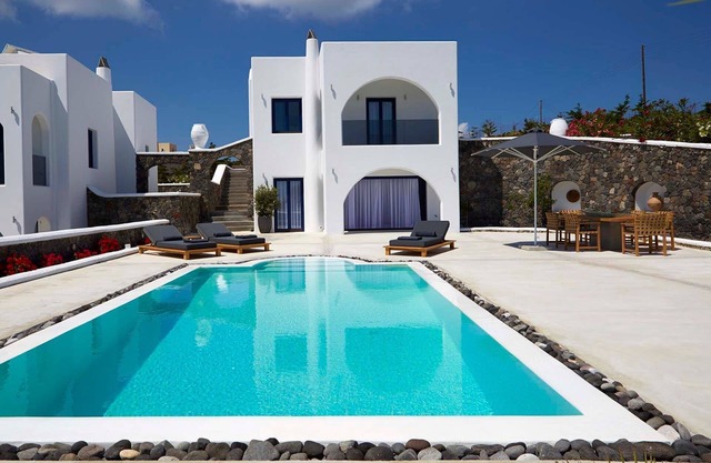 Premium Santorini Villa | Villa Midas | 3 Bedrooms | Private Pool & Outdoor.