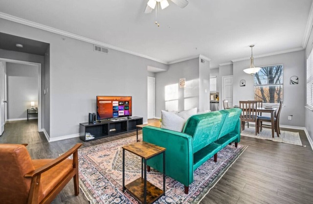 Premium Stay 2BR 2BA Apartment with Modern Comforts