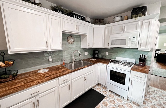 Prescott Getaway* Close to Downtown* Historic Registered home Freshly Remodel