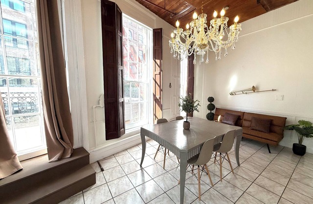 Presidential Balcony Suite Downtown New Orleans