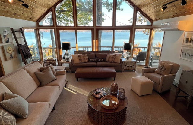 PRIME 2025 FALL OPENINGS-BEAUTIFUL LAKE RETREAT-SLPS 20