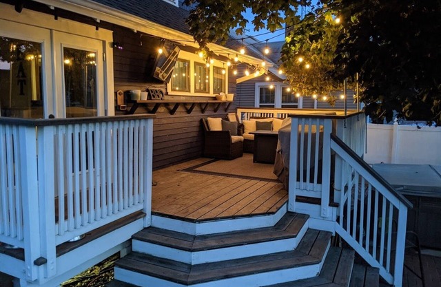 Prime EAA location - Vendor Friendly!