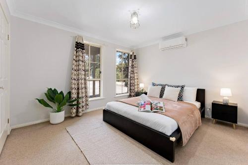 Prime Location - Walk to Shops & Easy Transport