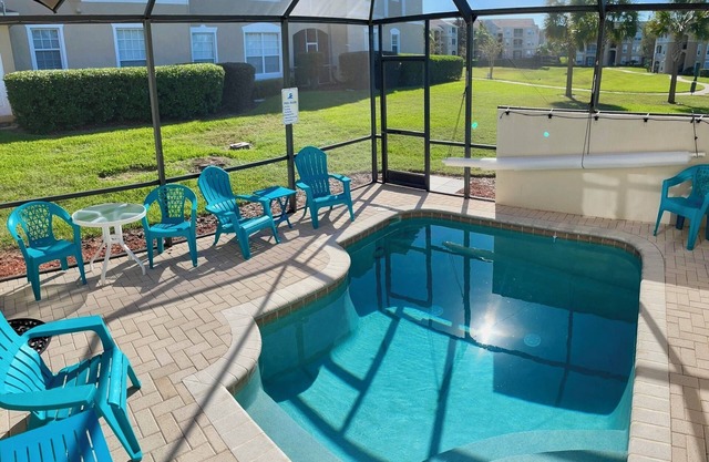 Princess Palm Paradise, 3 Bedroom, 3 Bathroom, sleeps 6 with a private pool