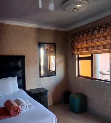 Princeville Guest Lodge