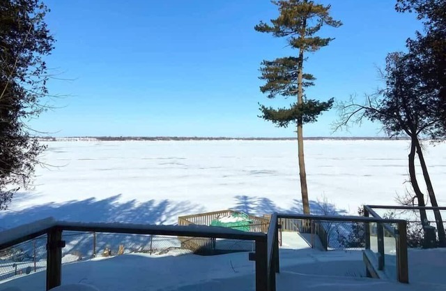 Prinyers Lake House in Prince Edward County