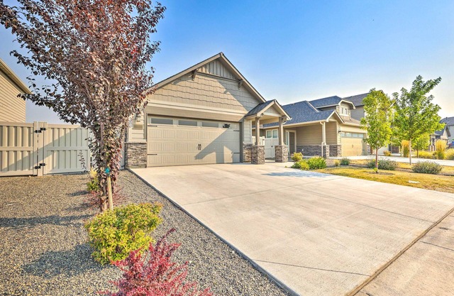 Prismatic Boise Retreat w/Fenced Backyard!