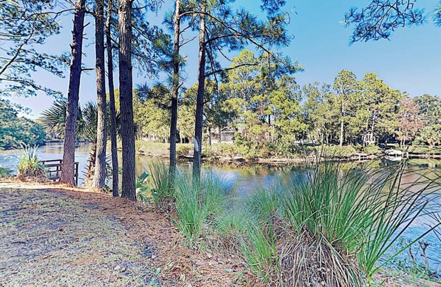 Pristine 2B/2B Lagoon-View Villa w/Pool & Hot Tub,3-Minute Walk to Beach