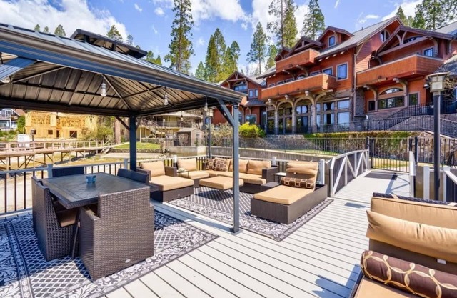 Pristine Bass Lake Lakefront Home