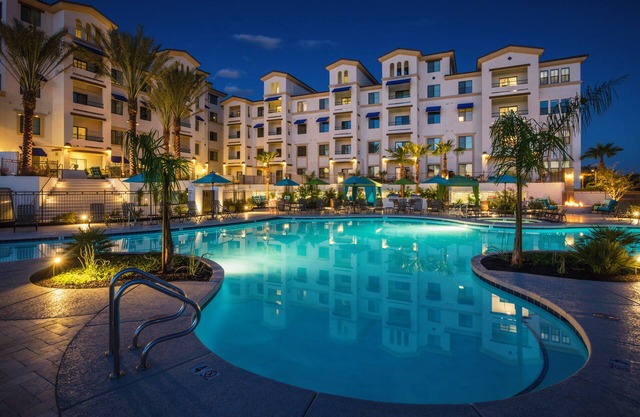 Pristine Luxurious Condo w/ heated pool & views! 30 Night Minimum!