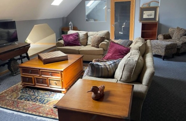 Private 2 bdr suite in historic Afton perfect for hiking, boating, skiing & more