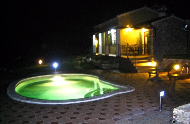 Private 2 bedroom Villa in Istria with swimming pool,away from it all'