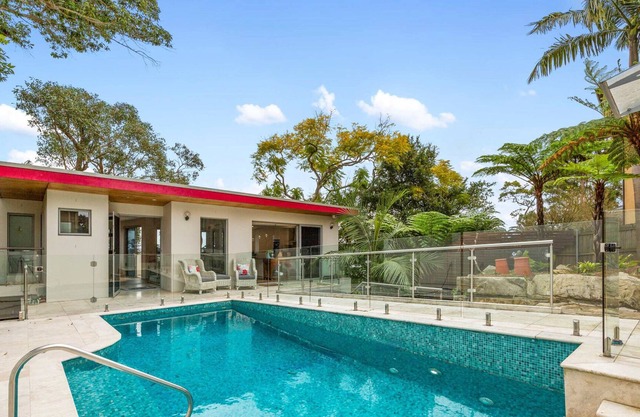 Private 3-Bed North Shore Haven with Swimming Pool