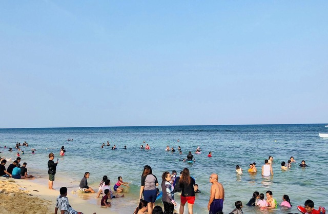 Private & Accessible house at PATAR WHITE SAND BEACH, BOLINAO, PANGASINAN