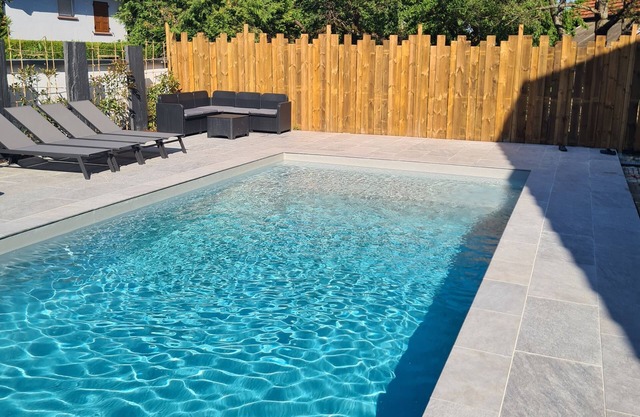 Private accommodation in beautiful villa with swimming pool