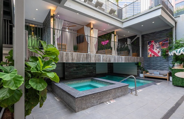 Private Balconies w/Heated Pool, Hot Tub Near French Qtr – Family Friendly