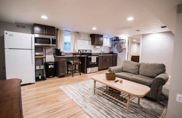 Private Basement Gem with Fast Wi-Fi in Westland!