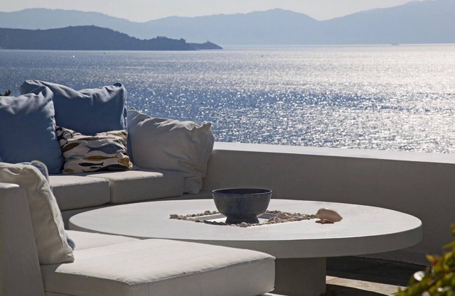 Private Beautiful Family villa by a sandy beach