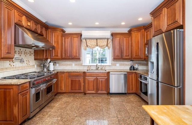 Private Bedroom #4 and Bath 26 Min to NYC!