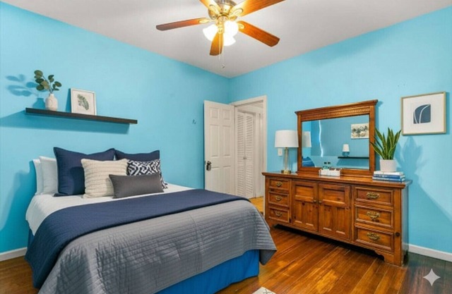 Private bedroom, Yale and St. V