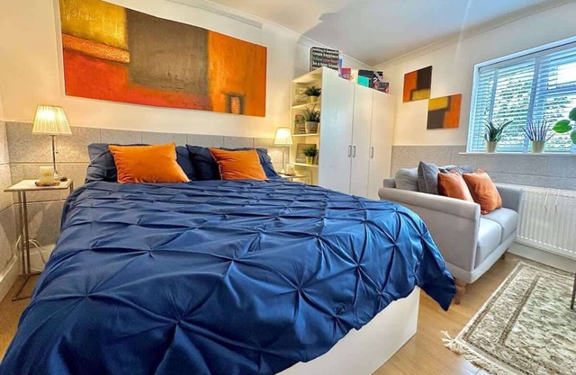 Private Business En-Suite Studio Garden view