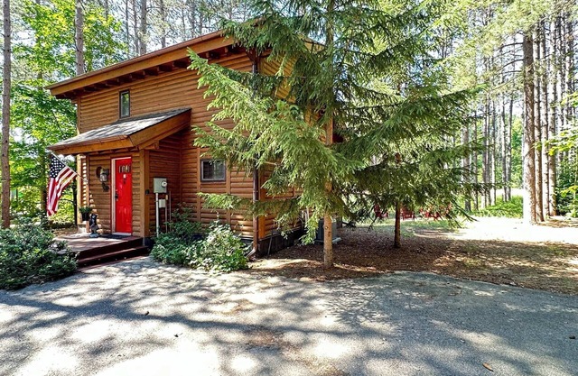 Private Cabin | The Place to be for Fall Foliage!