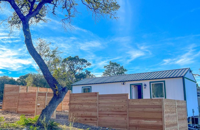 Private Cozy Safe Casita Texas Hill Country Retreat