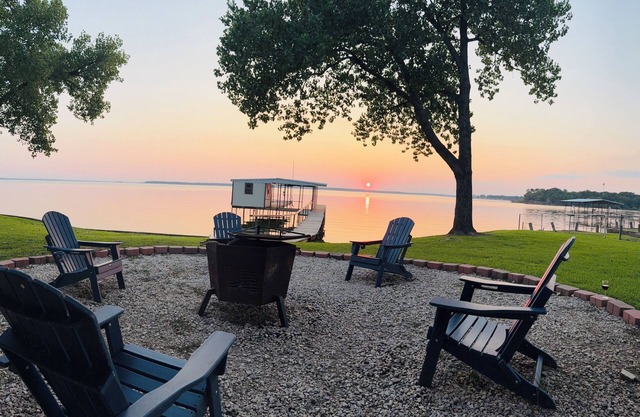 Private Fishing Dock, Swimming, Boat Lift, Fire Pit, Pavilion, & Game Room