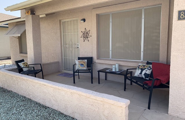 PRIVATE HOME IN 55+ GATED GOLF COURSE COMMUNITY - Golf Cart Included with rental