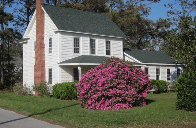Private house in quiet village close to Cape lookout National Seashore