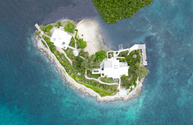 Private island-Harbour Island-PRICES SLASHED!
