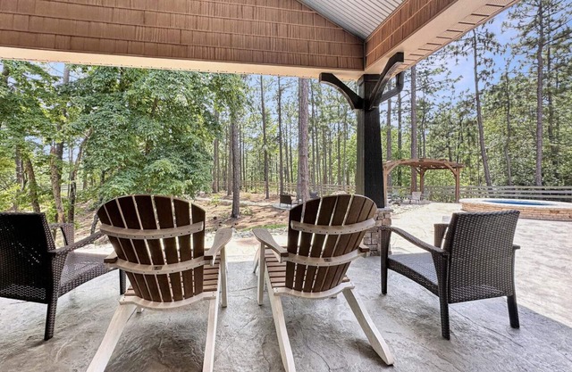 Private Lux Retreat - Movie Room & Putting Green