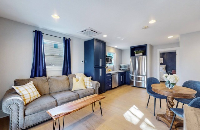 Private luxury 1 bedroom just blocks from CSU campus