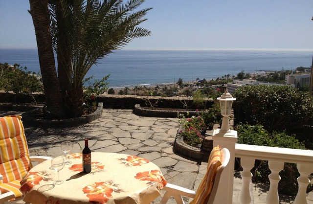 Private luxury bungalow with breathtaking panoramic views over the beach and the sea
