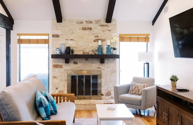 Private Luxury Home In San Antonio's Best Area!