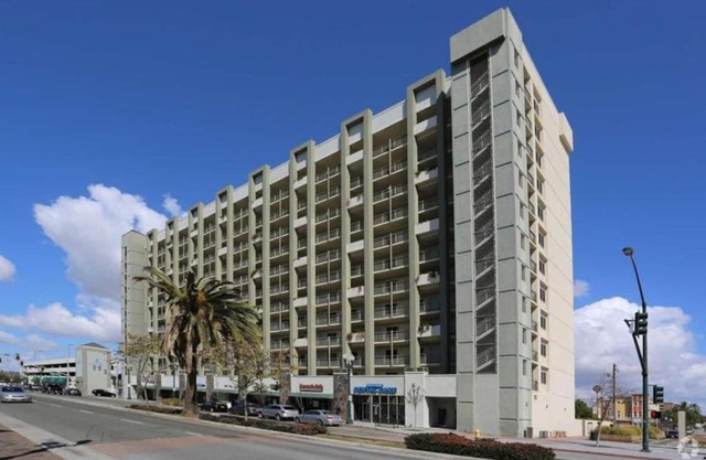 Private National City Condo