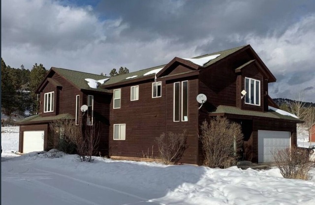 Private Neighborhood- San Juan River - Ski, Hike, SUP, Tube, and Fish