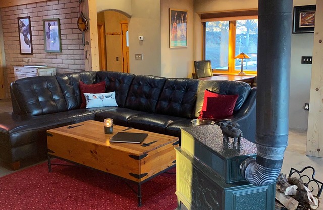 Private Orchard Retreat on 7 acres