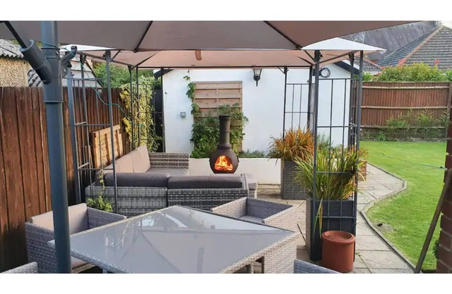 Private, own entrance garden cottage.