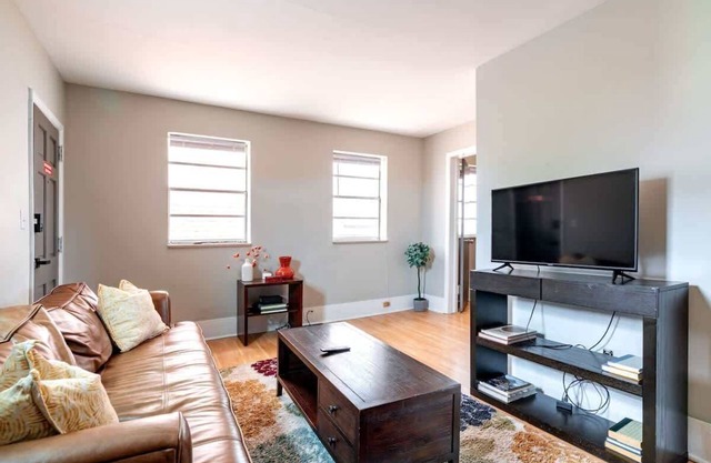 Private Parking - Convention - Pets - Short North