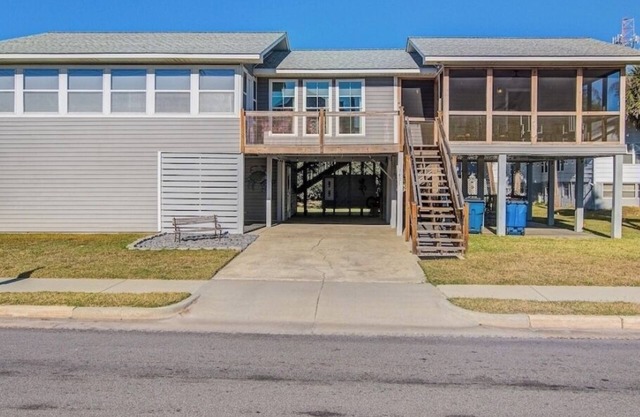 Private Pool at Livin' Is Easy Spacious 5-bedroom in charming Edisto Beach, SC