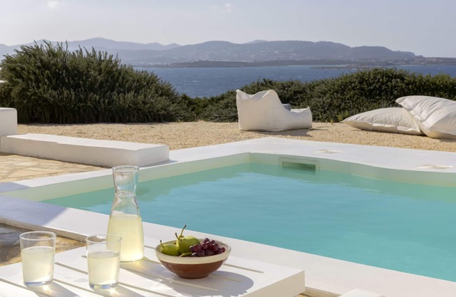 Private pool, Breathtaking Panoramic View to the Sea & Sunset