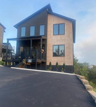 Private Pool, Dog Friendly, Theater, Game Room!