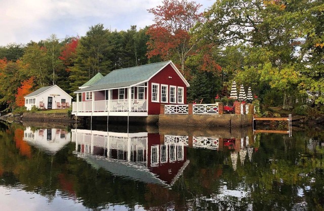 Private Retreat, Absolute Waterfront, Minutes To Damariscotta