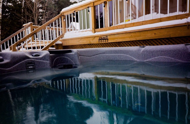 ❤️Private Sandy Beach Waterfront Cottage w/Hottub❤️