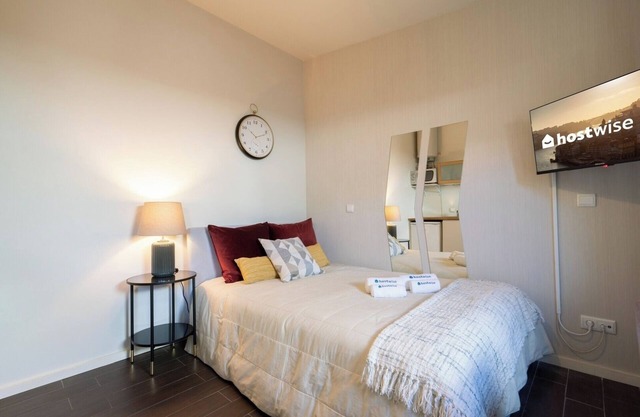 Private Simple Houses | Center