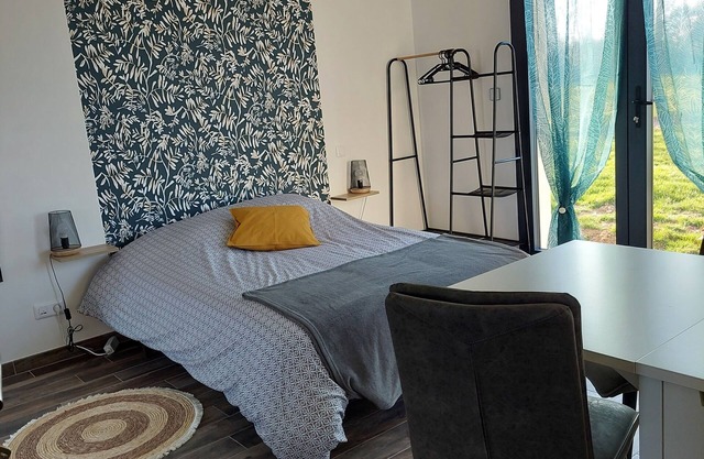 Private studio, 5 minutes from the A28, near Rouen La ferme des petits moutons