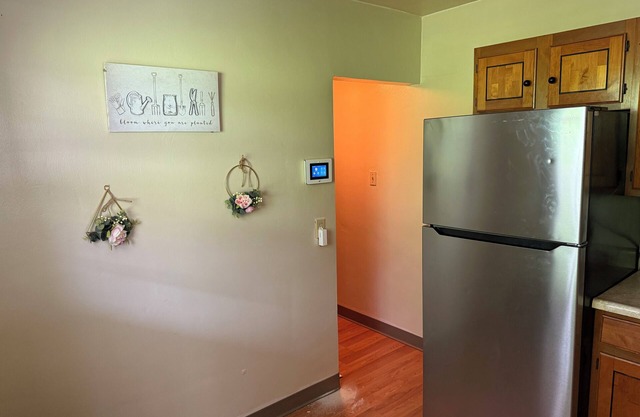 Private Studio Wi-Fi & Streaming
