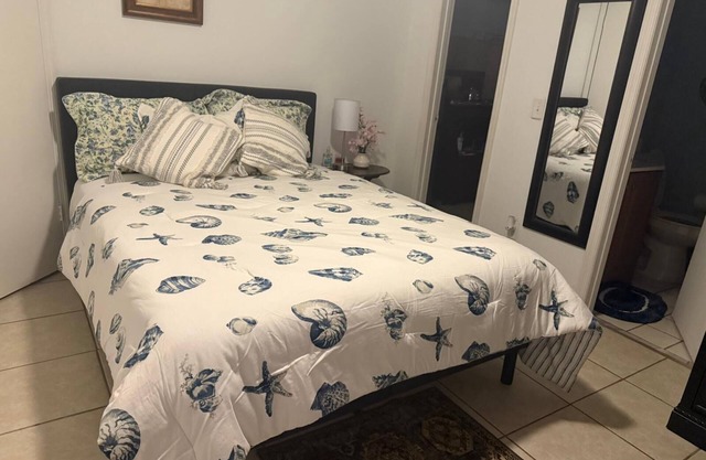 Private studio with AC and WiFi in amazing Kissimmee 6 minutes from the airport