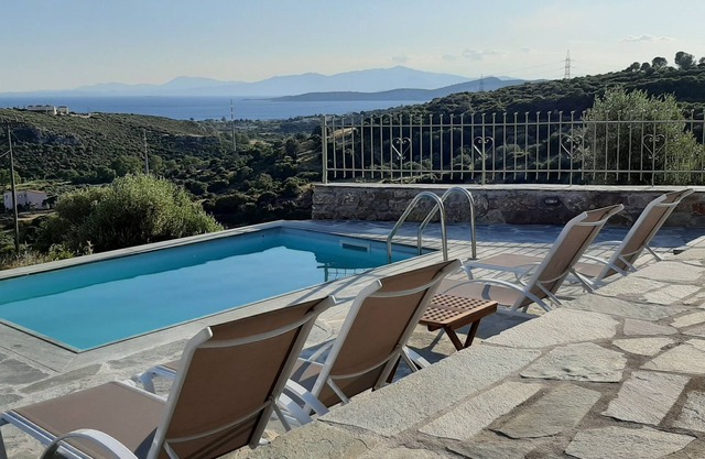 Private Villa Glass Stone Pool House - Nea Styra
